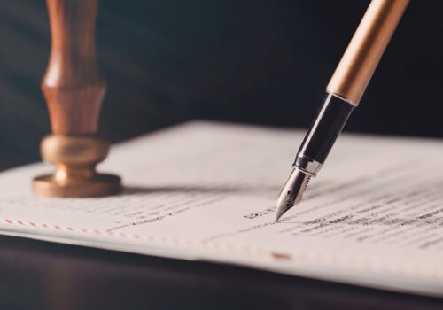notary public_shutterstock_1764874988_resized 1080